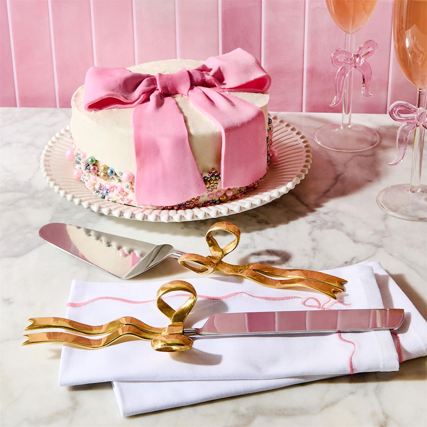 Cake Server Cake