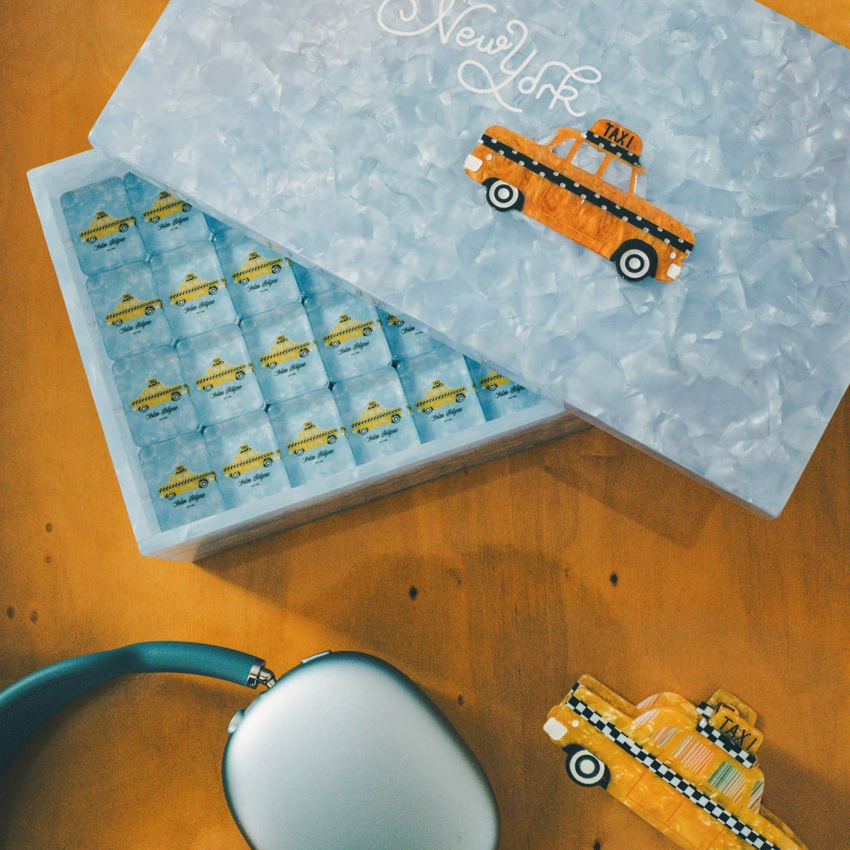 Taxi Mahjong Set